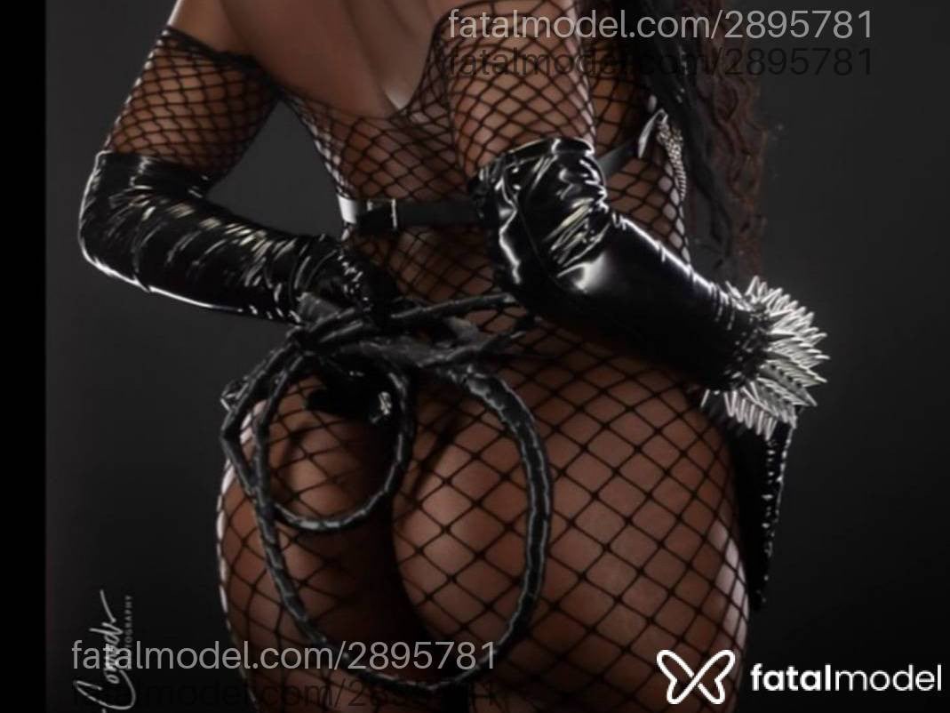 Acompanhante mulher com cabelo castanho de olhos castanhos - Sheylla