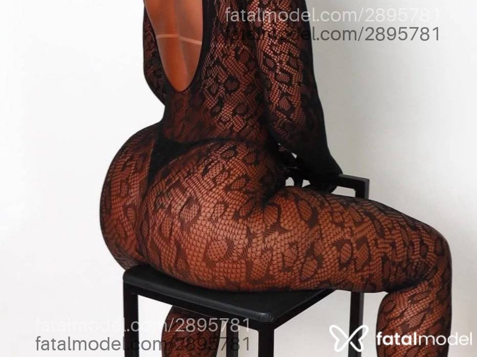 Acompanhante mulher com cabelo castanho de olhos castanhos em Volta Redonda - Sheylla
