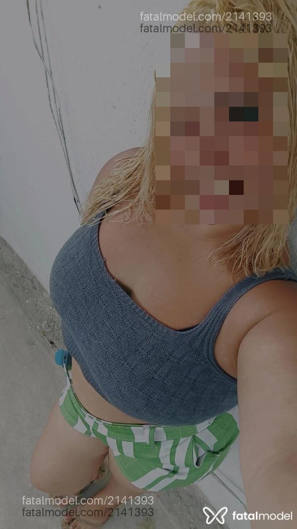 Acompanhante mulher loira (o) de olhos castanhos em Rio das Ostras - Cristal