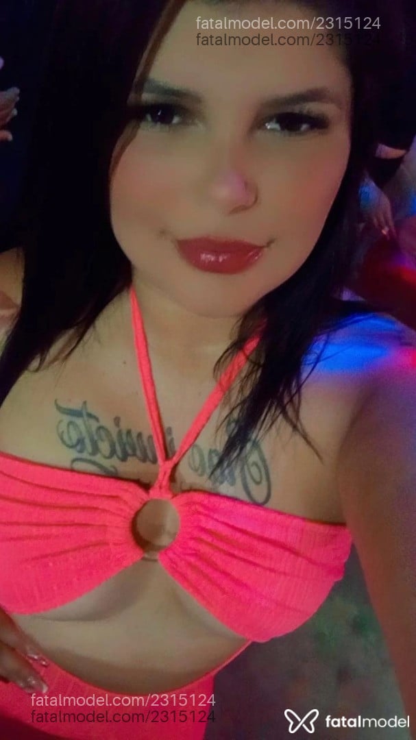 Acompanhante mulher com cabelo castanho de olhos castanhos em Santa Vitória do Palmar Acompanhante mulher com cabelo castanho de olhos castanhos em Santa Vitória do Palmar - Yasmin