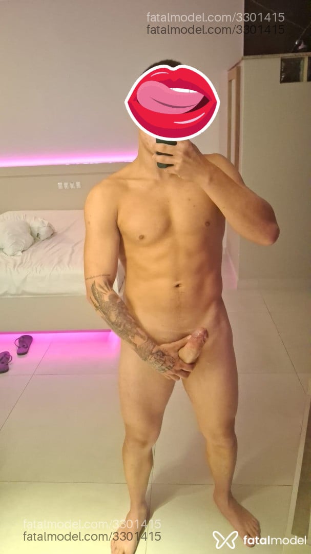 Acompanhante homem com cabelo castanho de olhos castanhos - Hyslan