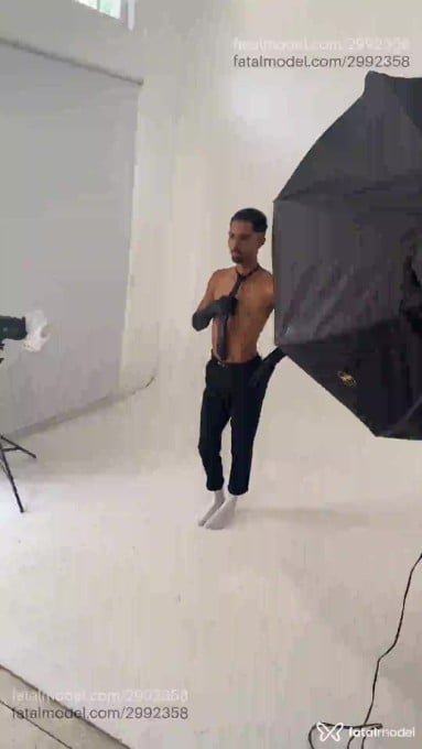 Acompanhante homem morena (o) de olhos castanhos em São Paulo - Lucas Belini