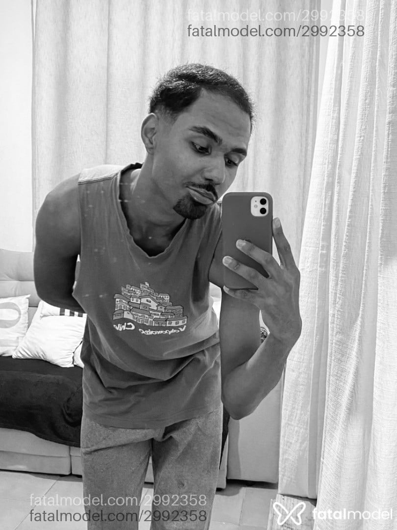 Acompanhante homem morena (o) de olhos castanhos em São Paulo - Lucas Belini