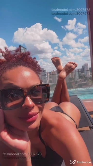 Acompanhante mulher com cabelo castanho de olhos pretos em Rondonópolis - Anny Silva