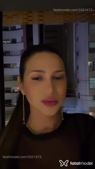 Acompanhante mulher trans morena (o) de olhos castanhos em São Paulo - Lia Lara