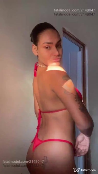 Acompanhante mulher morena (o) de olhos castanhos em Virtual - Teyana