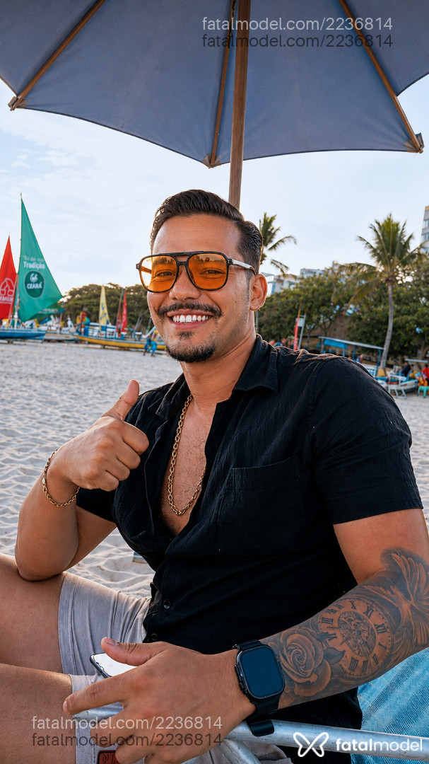 Acompanhante homem com cabelo castanho de olhos mel - Jordy Acompanhante homem com cabelo castanho de olhos mel - Jordy