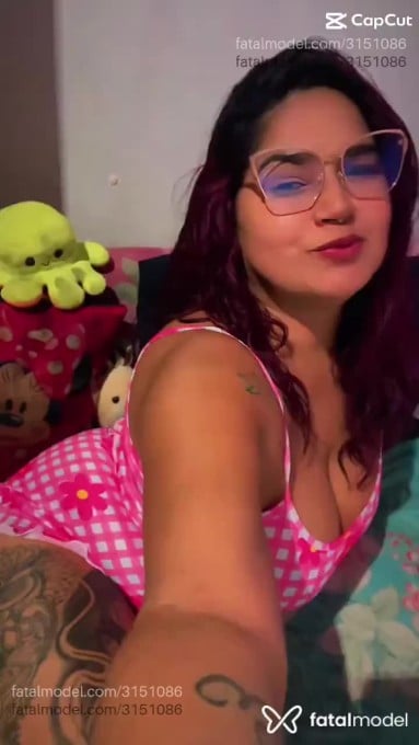 Acompanhante mulher ruiva (o) de olhos pretos em Linhares - Bianca
