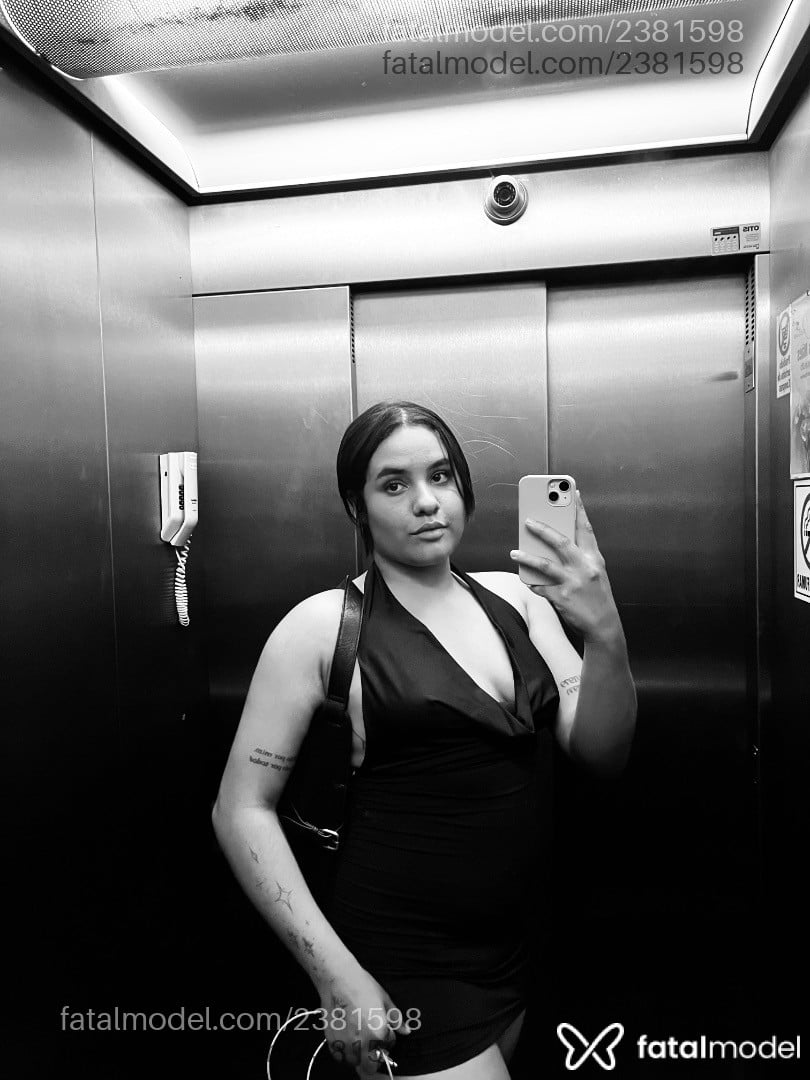 Acompanhante mulher morena (o) de olhos castanhos em Goiânia - Sarah Mel