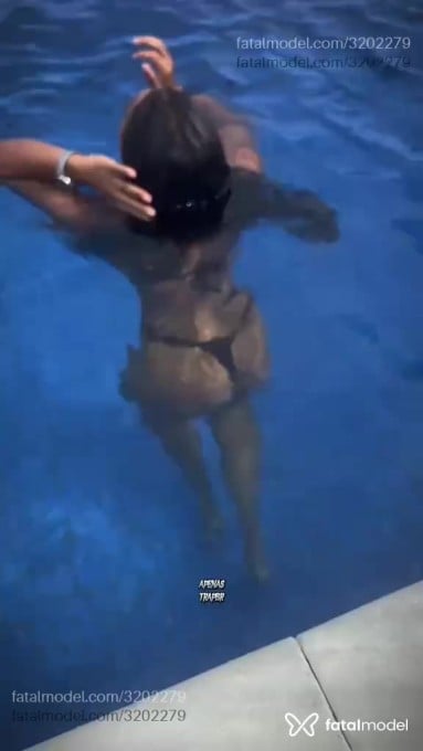Acompanhante mulher trans loira (o) de olhos mel em Recife - Joaninha