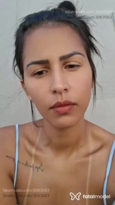 Acompanhante mulher morena (o) de olhos castanhos em São José do Rio Preto - Barbara
