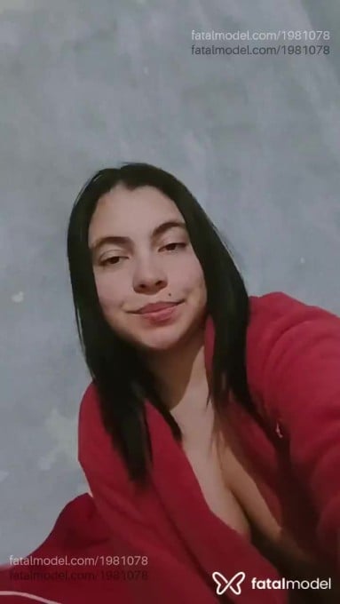 Acompanhante mulher morena (o) de olhos castanhos em Virtual - Maria