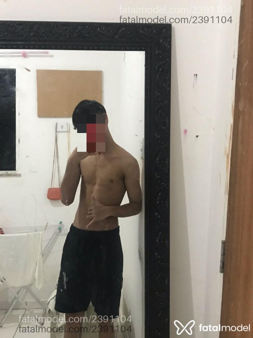 Acompanhante homem morena (o) de olhos castanhos em Rio de Janeiro - Vntgzz