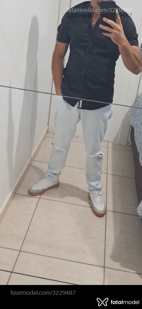 Acompanhante homem morena (o) de olhos verdes em Passo Fundo - Beto Tozzo