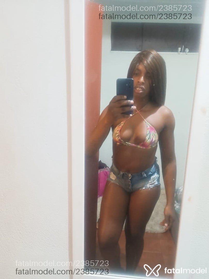 Acompanhante mulher trans morena (o) de olhos pretos em Angra dos Reis - Riany