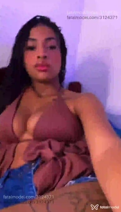 Acompanhante mulher morena (o) de olhos castanhos em Praia Grande - Analice