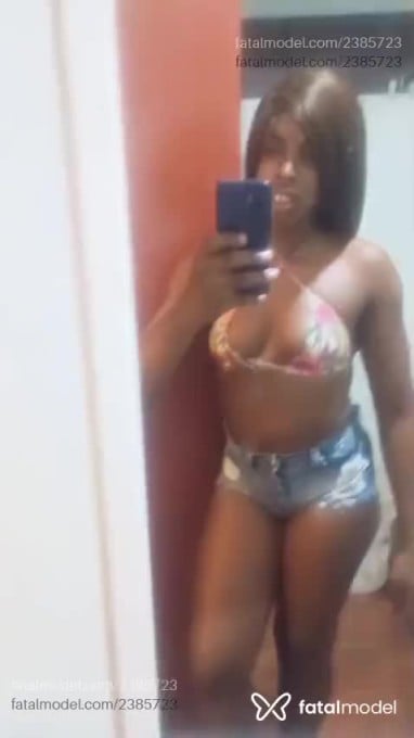 Acompanhante mulher trans morena (o) de olhos pretos em Angra dos Reis - Riany
