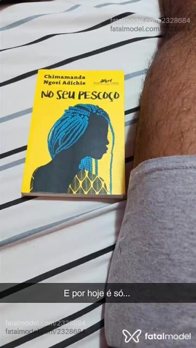 Acompanhante homem com cabelo grisalho de olhos castanhos em Virtual - Lord Zion