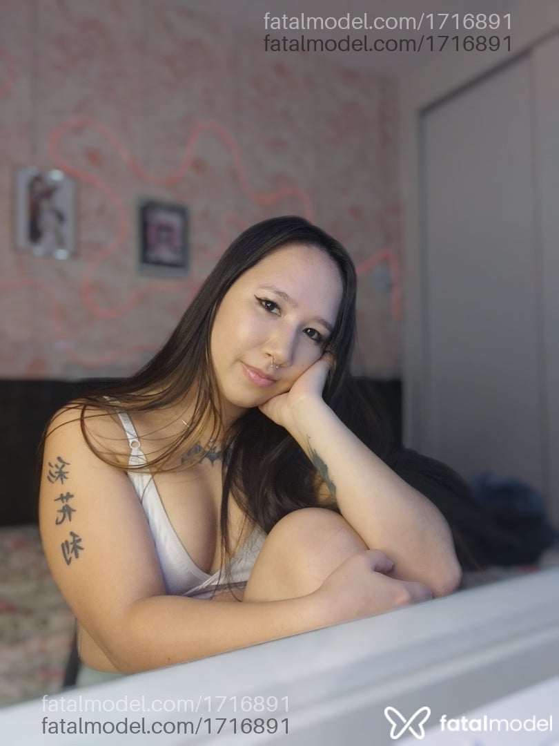Acompanhante mulher morena (o) de olhos pretos em Virtual - Japabaixinha