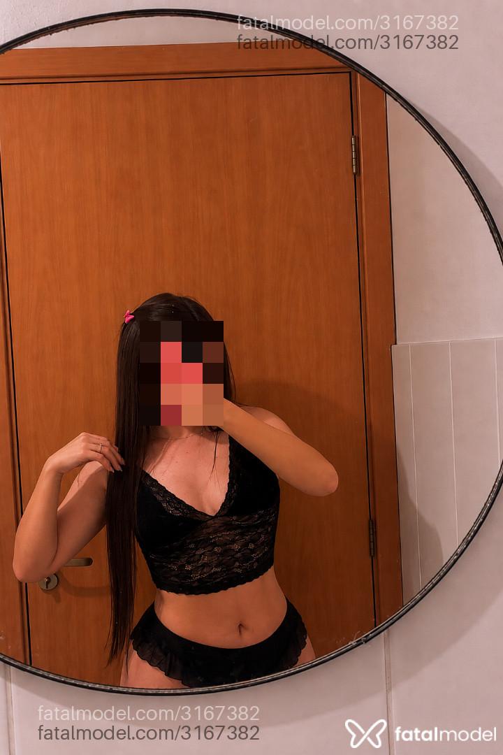 Acompanhante mulher com cabelo castanho de olhos castanhos em Caxias do Sul - Ariela