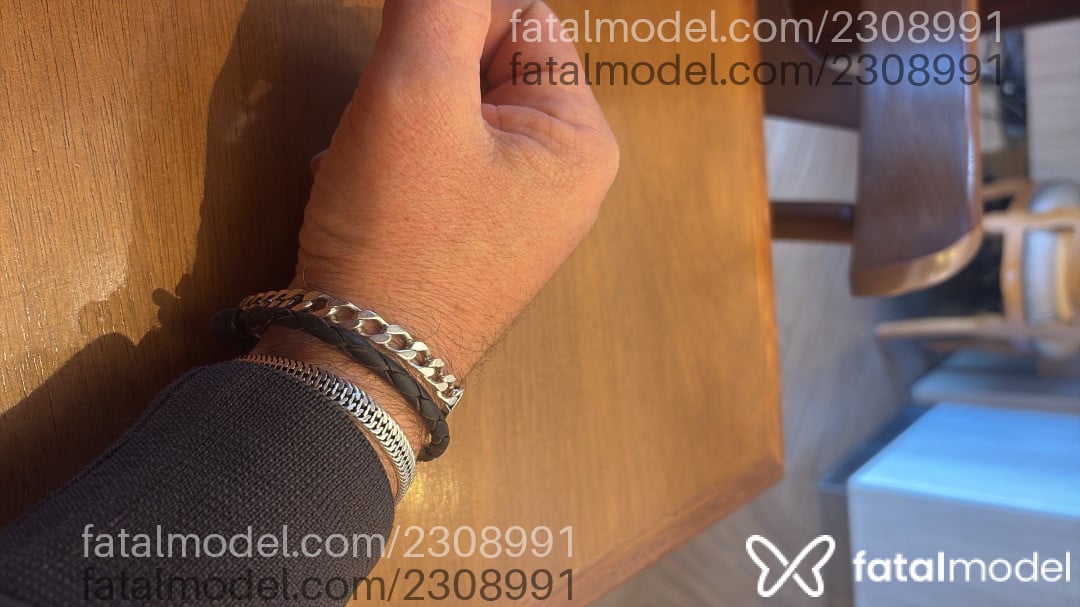 Acompanhante homem com cabelo grisalho de olhos castanhos em Florianópolis Acompanhante homem com cabelo grisalho de olhos castanhos em Florianópolis - Maike Acosta