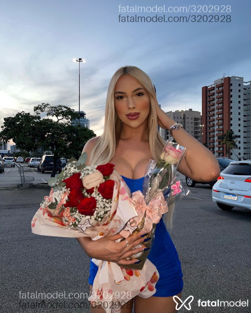 Acompanhante mulher trans loira (o) de olhos mel em São José do Rio Preto Acompanhante mulher trans loira (o) de olhos mel em São José do Rio Preto - Marcella Luz