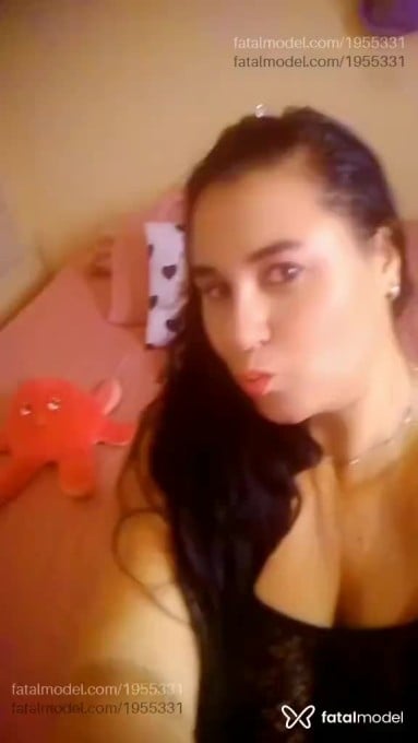 Acompanhante mulher morena (o) de olhos castanhos - Gabriela Acompanhante mulher morena (o) de olhos castanhos - Gabriela