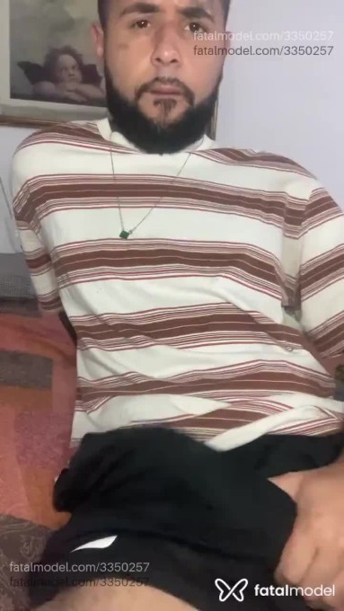 Acompanhante homem com cabelo castanho de olhos castanhos - Rafael Silva Acompanhante homem com cabelo castanho de olhos castanhos - Rafael Silva