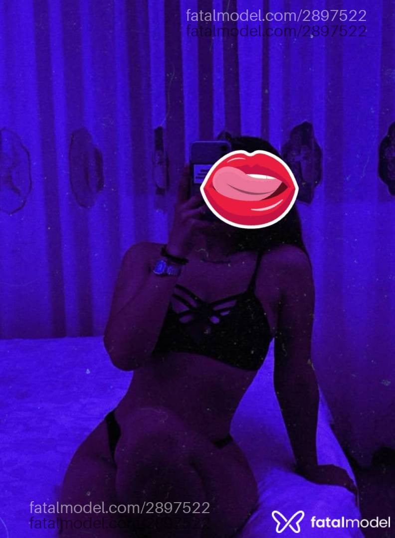 Acompanhante mulher morena (o) de olhos castanhos - Amandinhacasada
