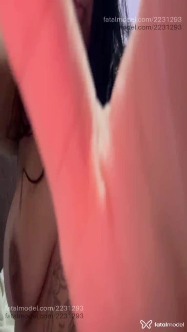 Acompanhante mulher com cabelo castanho de olhos castanhos em Pelotas - Mari