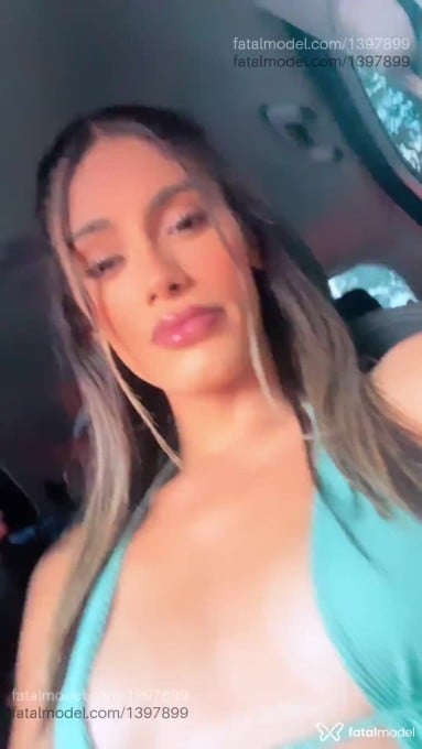 Acompanhante mulher trans loira (o) de olhos castanhos em Mariana - Loyrinha