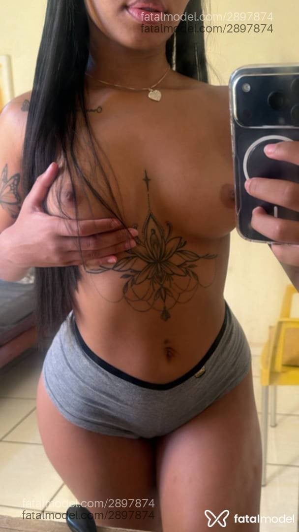 Acompanhante mulher morena (o) de olhos mel - Vitória Gabrielly