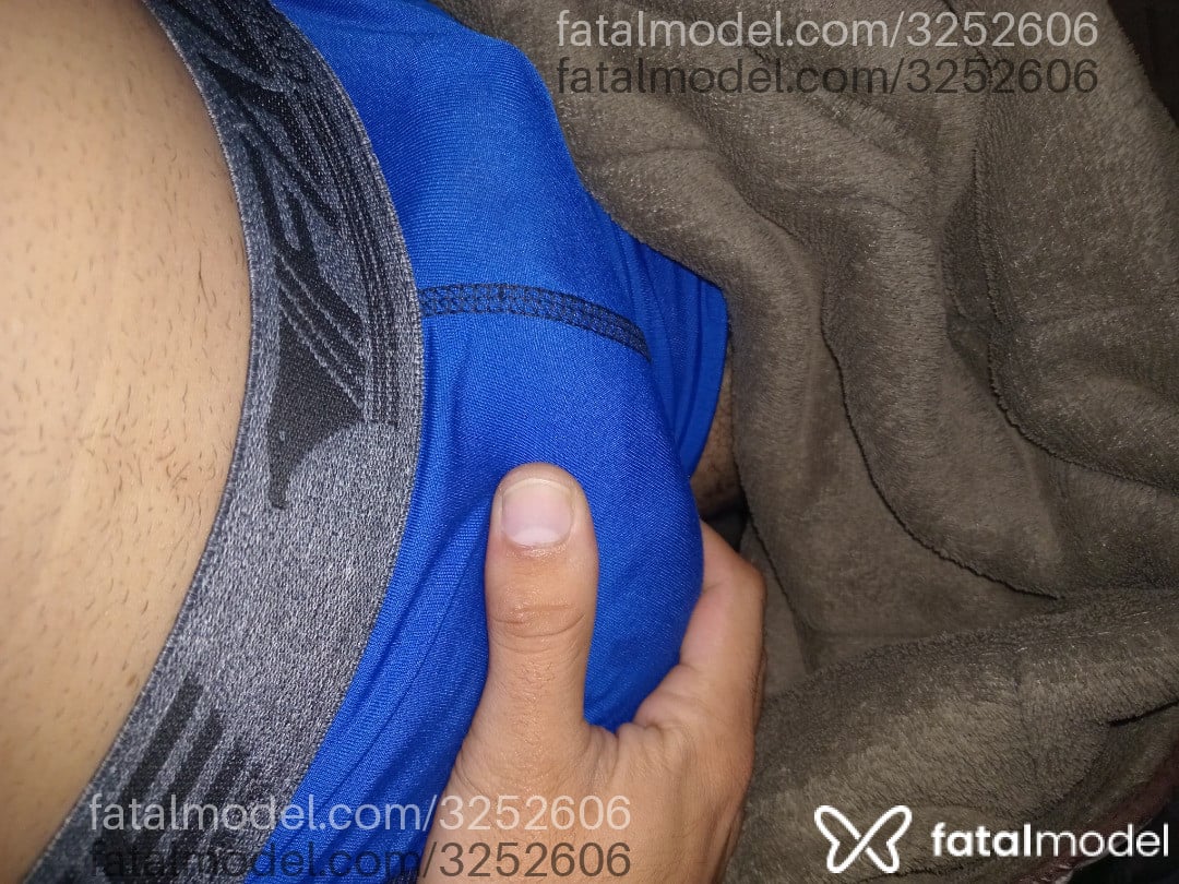 Acompanhante homem morena (o) de olhos mel em Pelotas - Indio