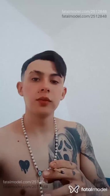 Acompanhante homem com cabelo castanho de olhos mel em Fazenda Rio Grande Acompanhante homem com cabelo castanho de olhos mel em Fazenda Rio Grande - Mandrake