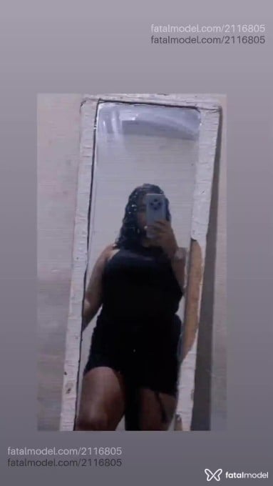 Acompanhante mulher morena (o) de olhos castanhos em São João de Meriti - Carol
