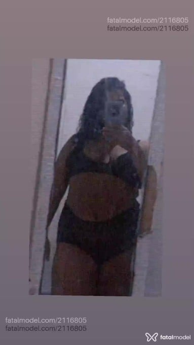 Acompanhante mulher morena (o) de olhos castanhos em São João de Meriti - Carol