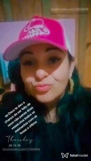 Acompanhante mulher morena (o) de olhos pretos em Penha - María
