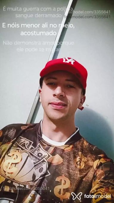 Acompanhante homem com cabelo castanho de olhos castanhos em Saudade do Iguaçu Acompanhante homem com cabelo castanho de olhos castanhos em Saudade do Iguaçu - Matheus