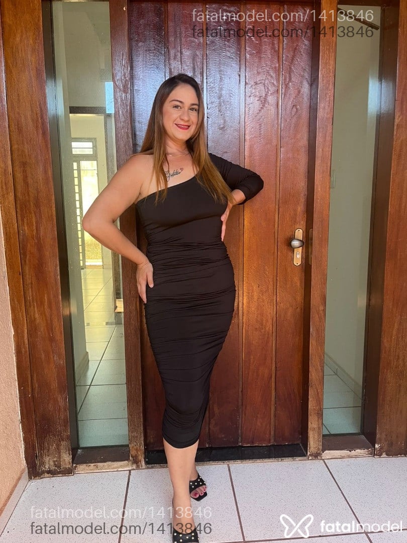 Acompanhante mulher com cabelo castanho de olhos mel em Ribeirão Preto Acompanhante mulher com cabelo castanho de olhos mel em Ribeirão Preto - Julia