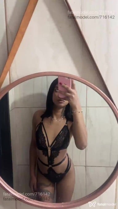 Acompanhante travesti morena (o) de olhos castanhos em Araxá - Gabrielly Cruz