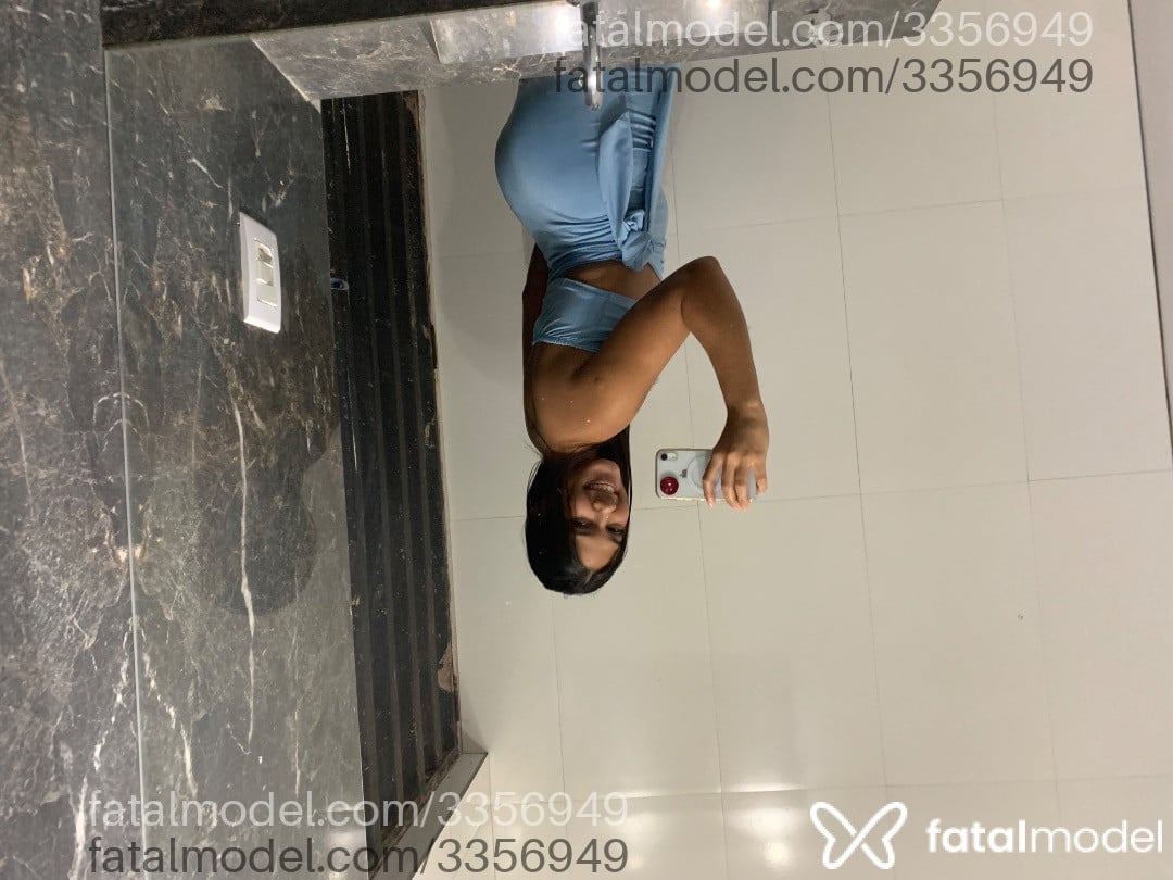 Acompanhante mulher morena (o) de olhos pretos em Nazário Acompanhante mulher morena (o) de olhos pretos em Nazário - Andressa Souza