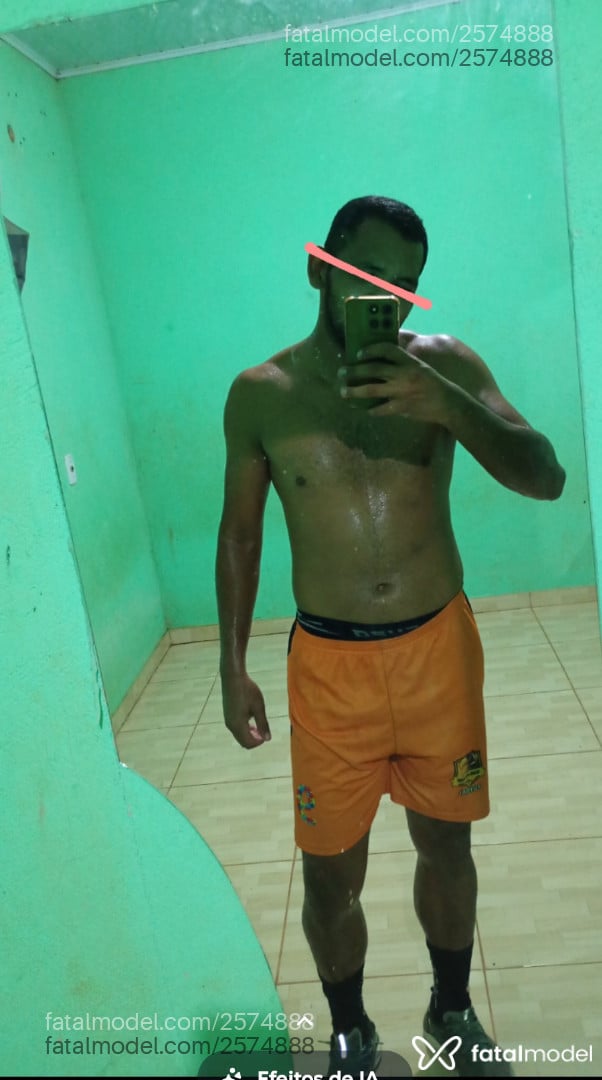 Acompanhante homem morena (o) de olhos pretos em Benevides - Talisca