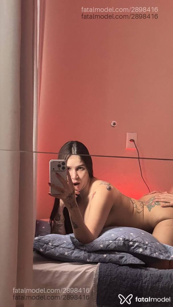 Acompanhante mulher morena (o) de olhos mel - Manu Goiana