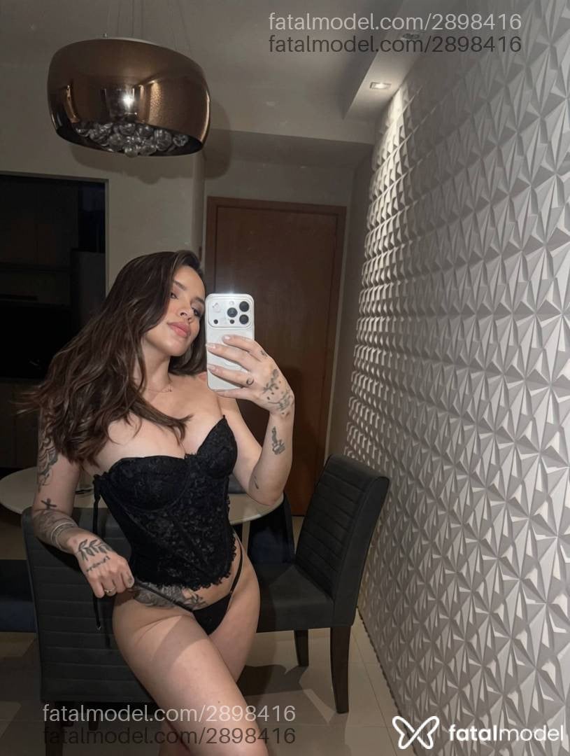 Acompanhante mulher morena (o) de olhos mel - Manu Goiana