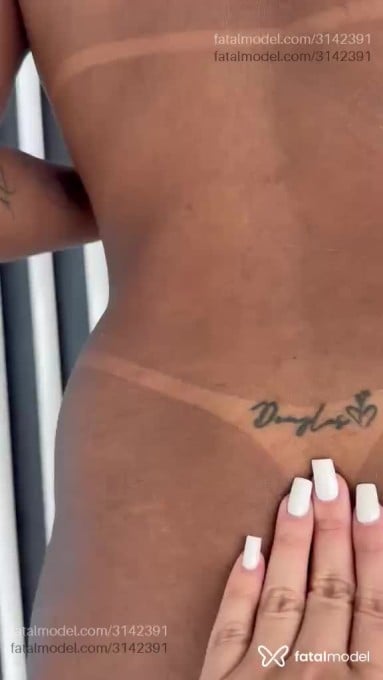 Acompanhante mulher morena (o) de olhos pretos em Delfinópolis Acompanhante mulher morena (o) de olhos pretos em Delfinópolis - Thais