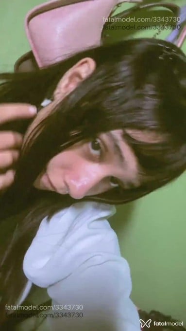 Acompanhante mulher morena (o) de olhos castanhos em Virtual - Vickbee