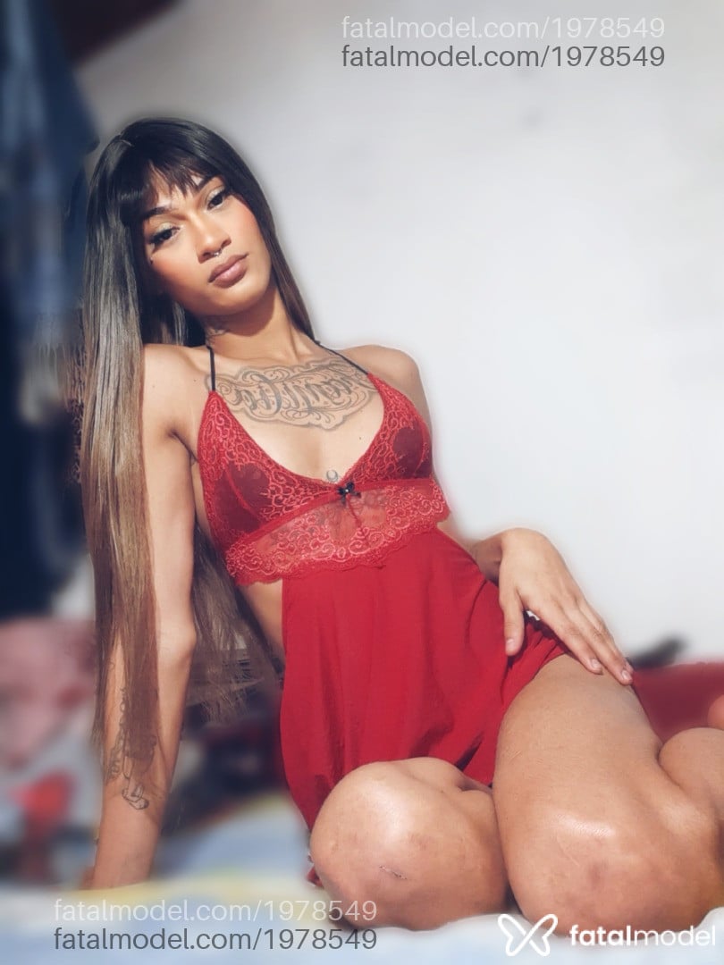 Acompanhante mulher trans morena (o) de olhos castanhos em Joinville - Cami Silva