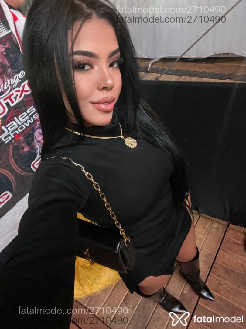 Acompanhante mulher morena (o) de olhos pretos em Imperatriz - Lara Silva