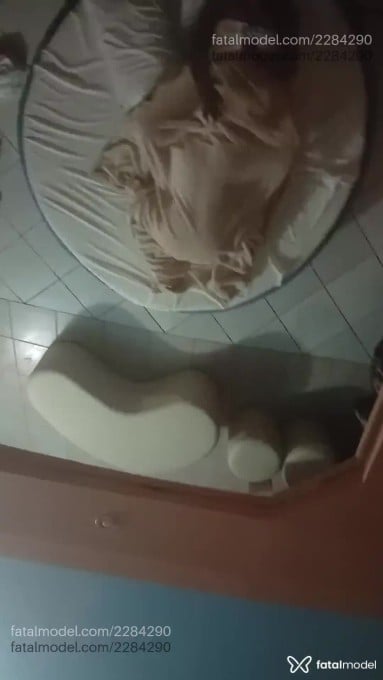 Acompanhante mulher morena (o) de olhos pretos em Porto Alegre - Roberta