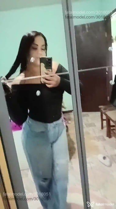 Acompanhante mulher com cabelo castanho de olhos mel em Itajaí - Morena
